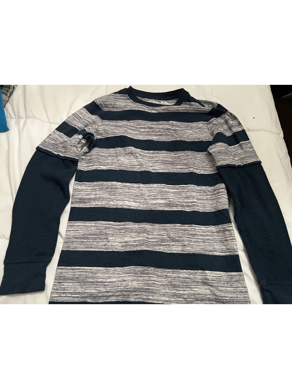 Relix Boys Medium Gray Black Striped Crew Neck Knit Long Sleeve T-Shirt